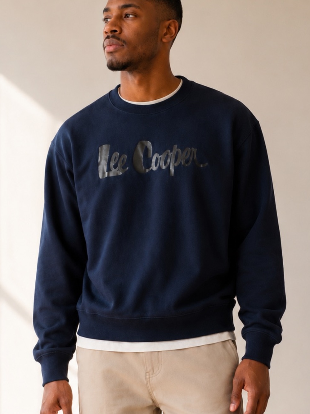 Minimalist Navy Logo Crewneck Sweatshirt XL Lee Cooper